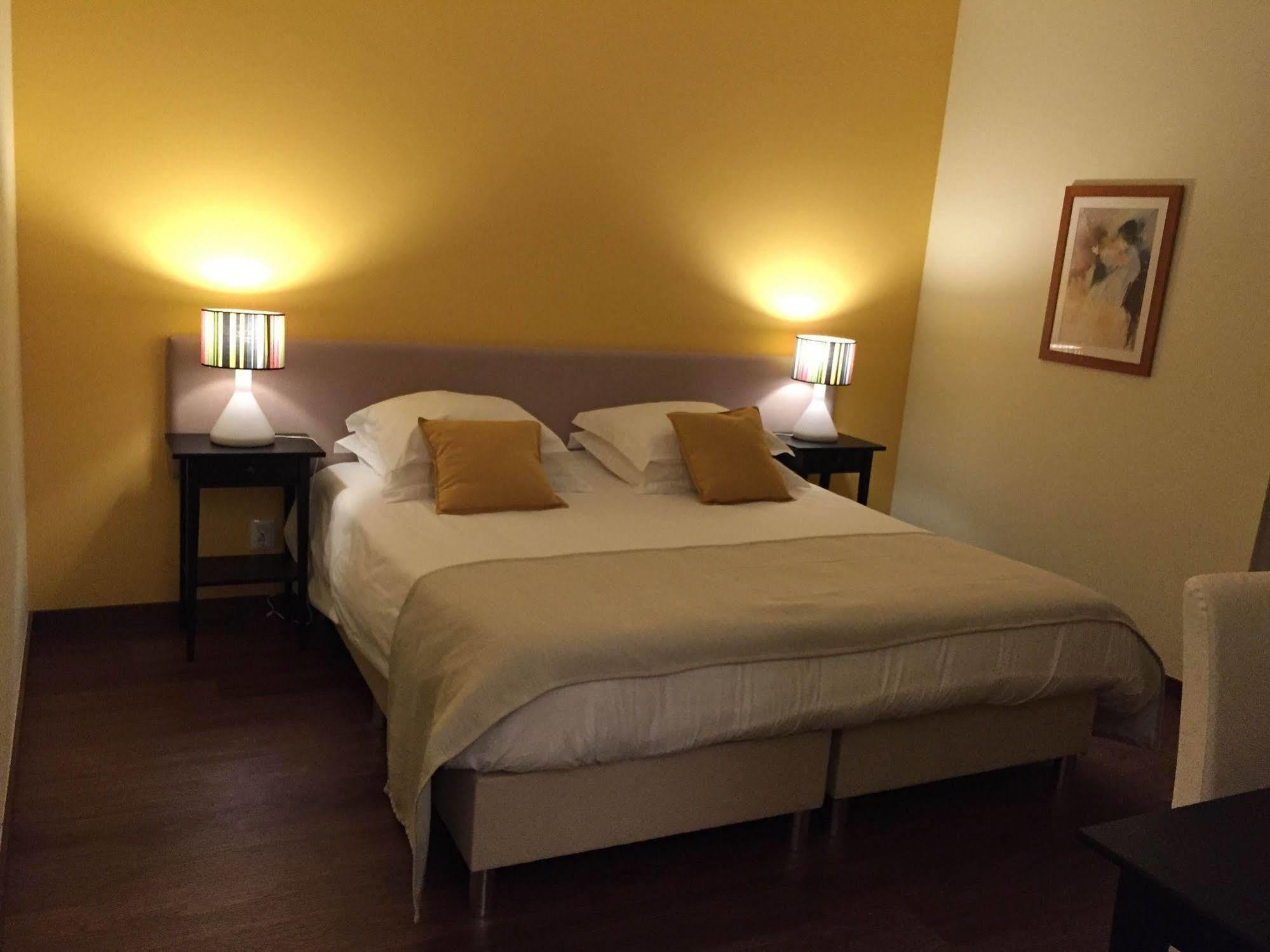 Casa Do Alfaro Villa อซามบูจา ภายนอก รูปภาพ